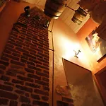 Bed & Breakfast Aux Logis De La Solre