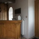 Bed & Breakfast Aux Logis De La Solre