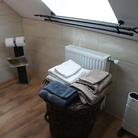 Aux Logis De La Solre Nocleg ze śniadaniem