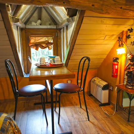 Aux Logis De La Solre Ferriere-la-Petite