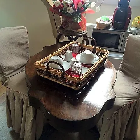 Couette-café Aux Logis De La Solre 3*