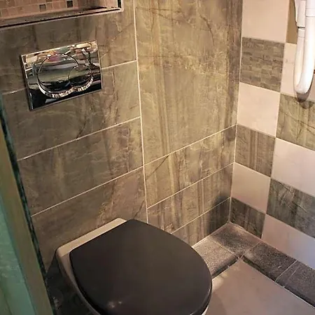 Aux Logis De La Solre