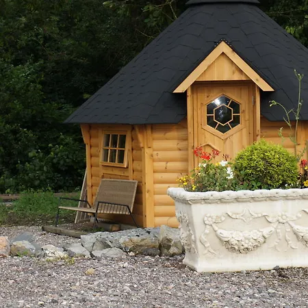 Aux Logis De La Solre Отель типа 