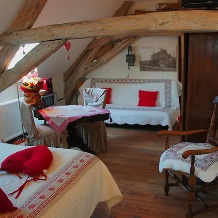 Nocleg ze śniadaniem Aux Logis De La Solre
